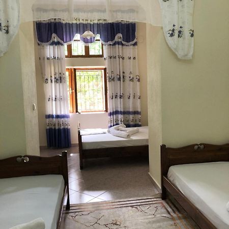 Stone Pazar Guest House Gjirokaster Ngoại thất bức ảnh