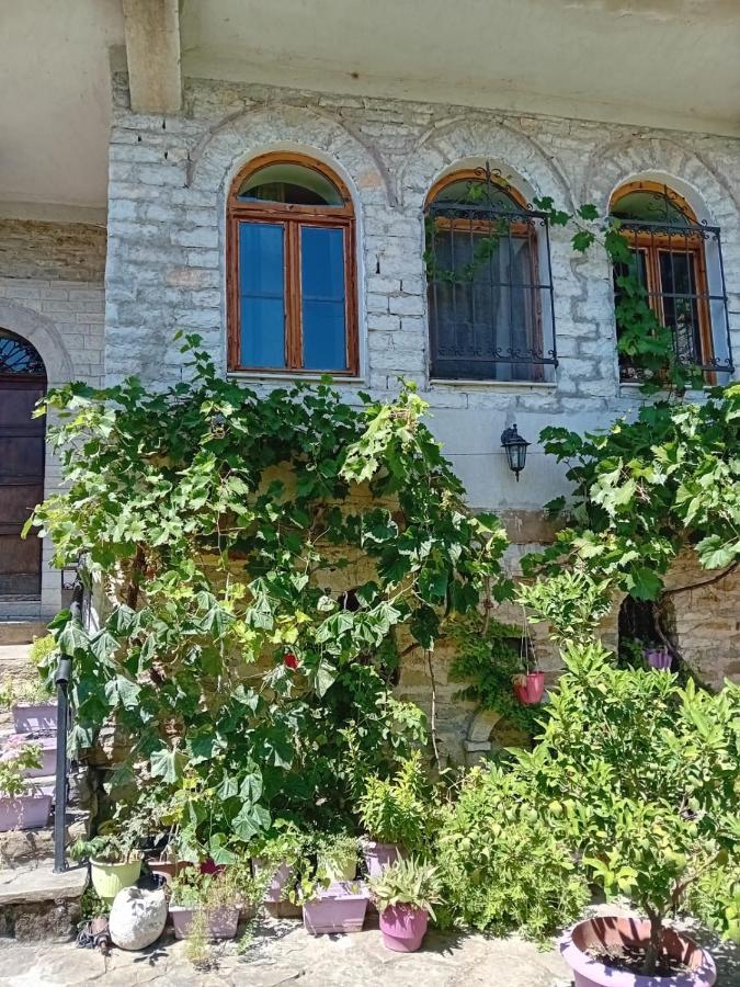 Stone Pazar Guest House Gjirokaster Ngoại thất bức ảnh